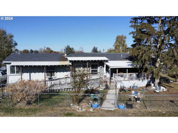 2330 MILLER AVE, Baker City, OR 97814