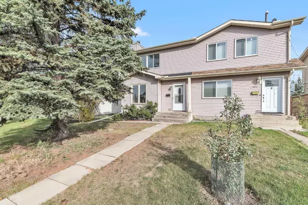 Calgary, AB T3K 2Y1,231 Sandstone RD Northwest