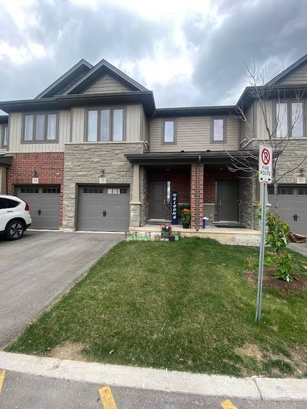 77 Diana DR #6, Brantford, ON N3T 0R6