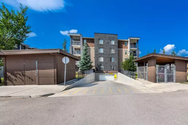 Calgary, AB T3J 0N4,7110 80 AVE NE #217