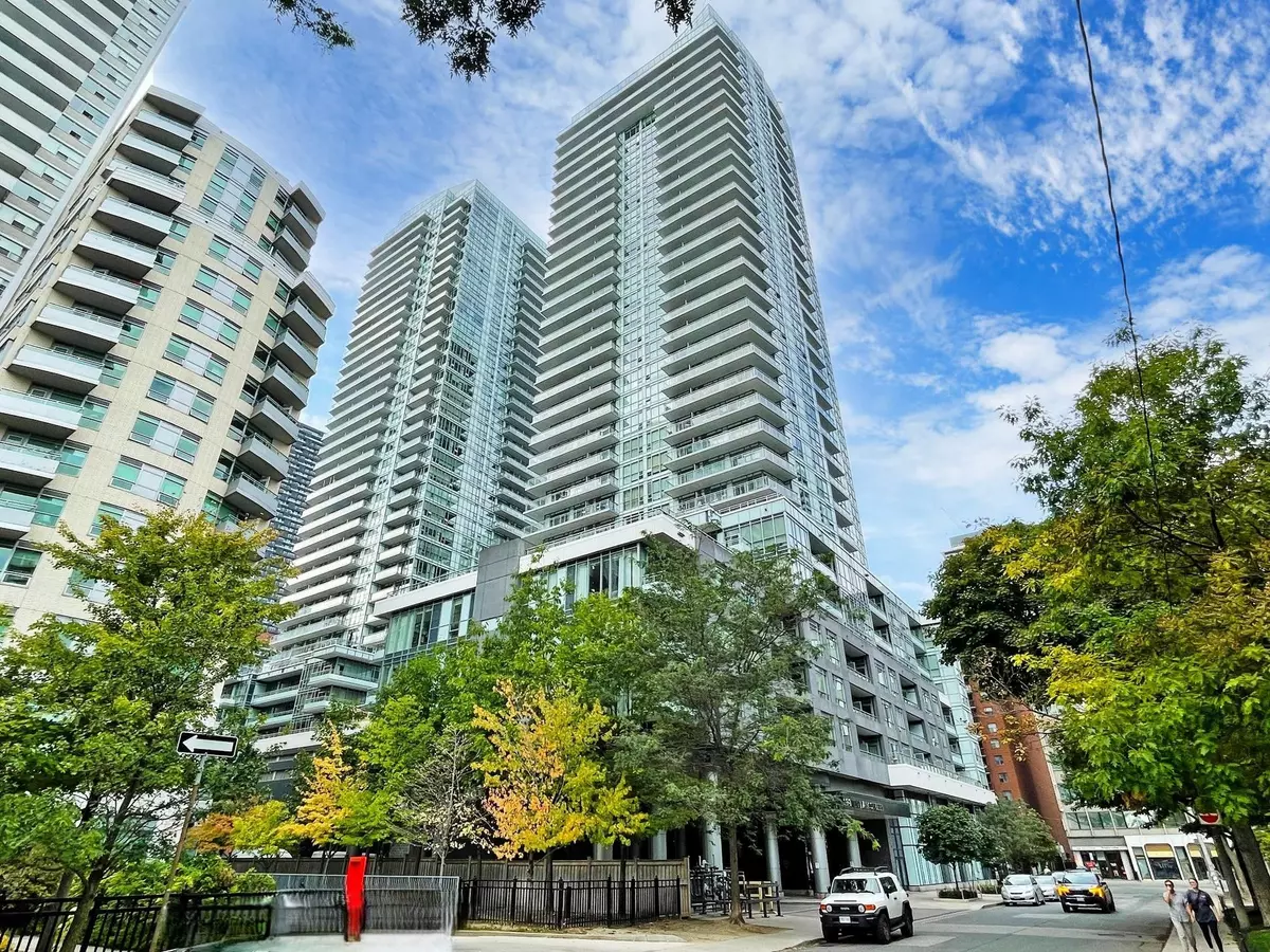 Toronto C10, ON M4S 0A5,98 Lillian ST #2720