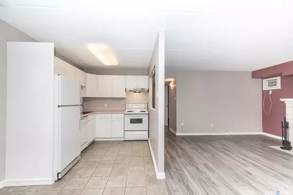 Saskatoon, SK S7M 5H3,451 Pendygrasse ROAD #203