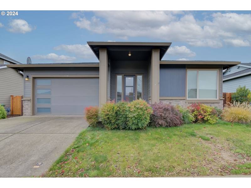 1303 DAYLILY ST, Woodburn, OR 97071