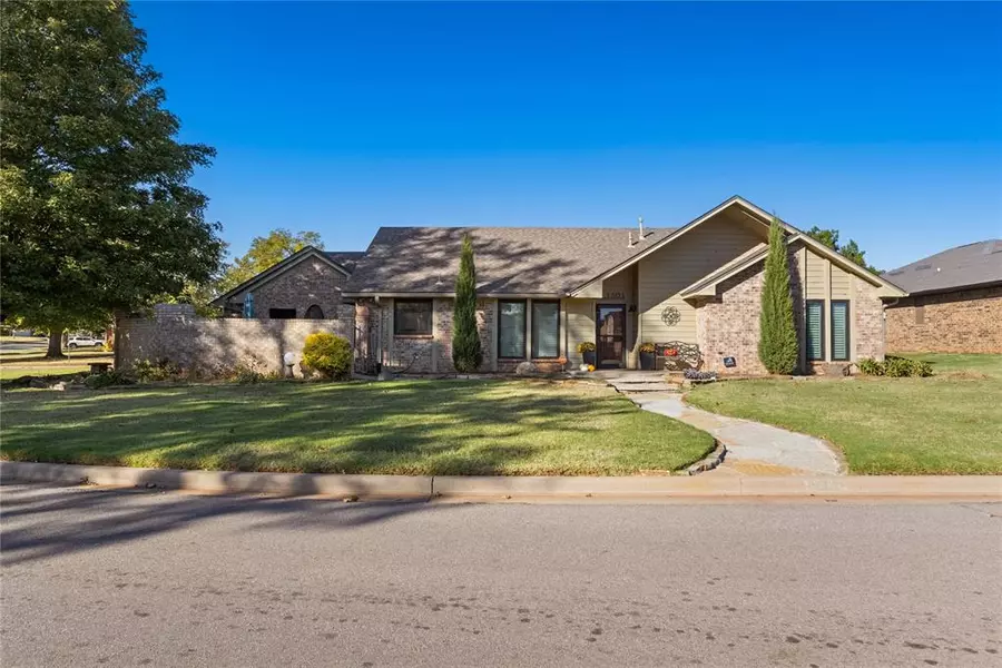 1501 Timber Creek Drive, Weatherford, OK 73096