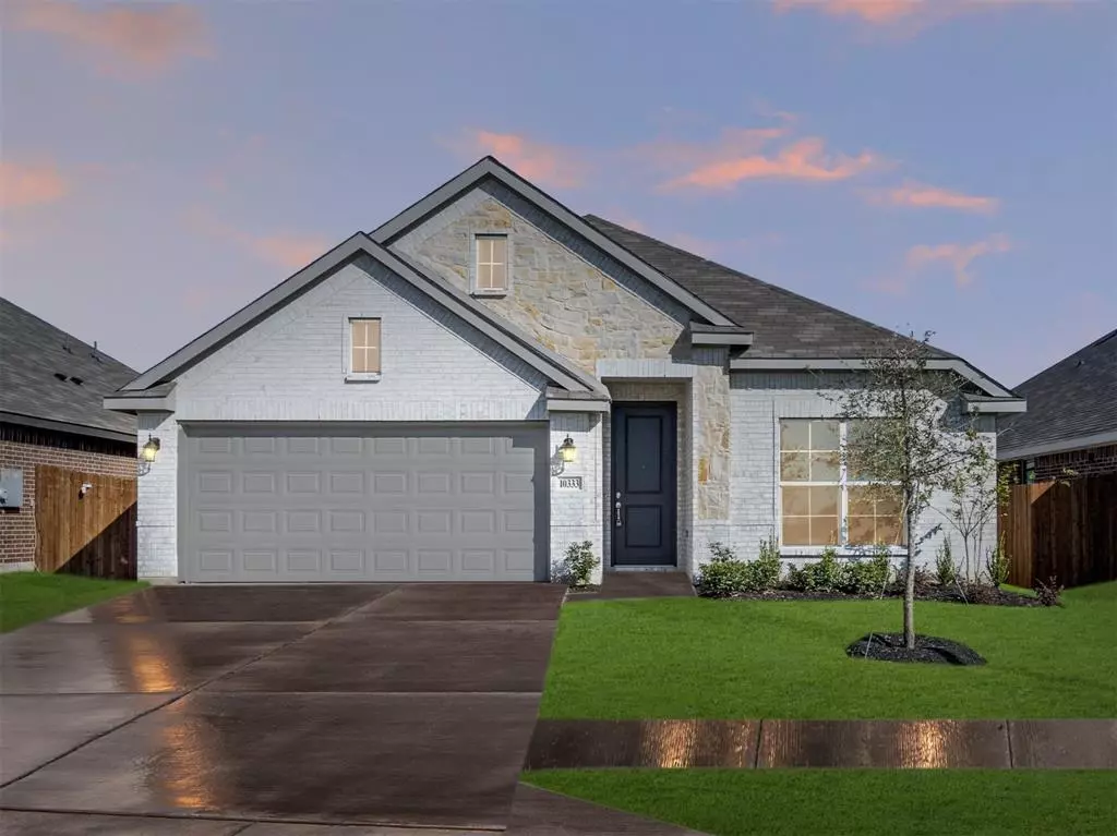 Fort Worth, TX 76036,10333 Lenten Rose Street