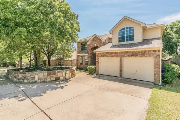 2204 Knob Hill Drive, Corinth, TX 76210