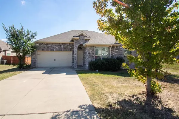 3705 Caladium Lane, Forest Hill, TX 76140