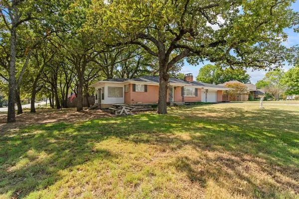 Highland Village, TX 75077,102 Woodland Drive