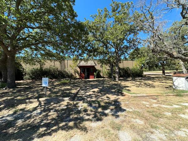 Nocona, TX 76255,179 Country Club Drive