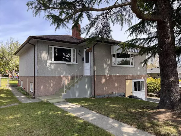 Saanich, BC V8Z 1K3,266 Sims Ave