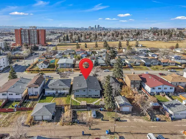 1526 and 1528 35 ST SE, Calgary, AB T2A 1B3