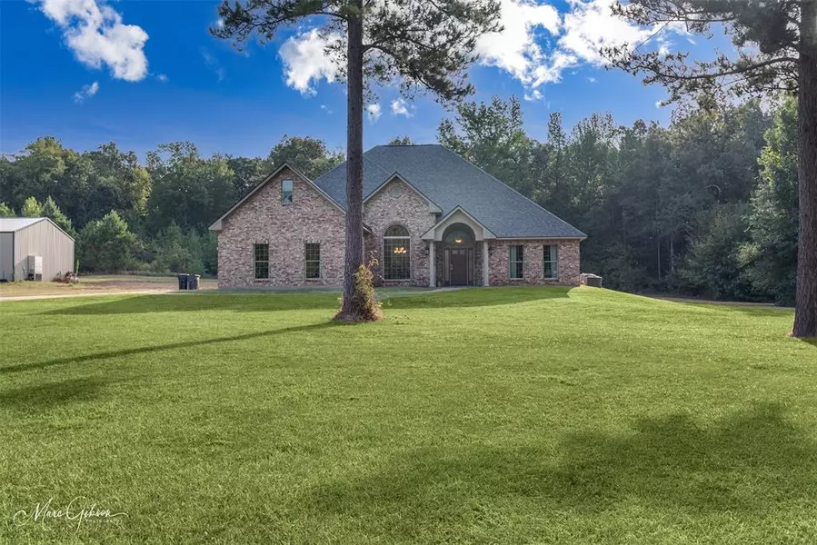 132 Clement Road, Benton, LA 71006