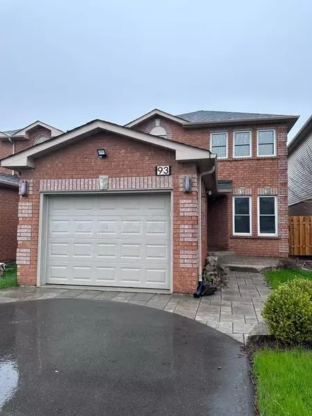 93 John Walter CRES, Clarington, ON L1E 2W8