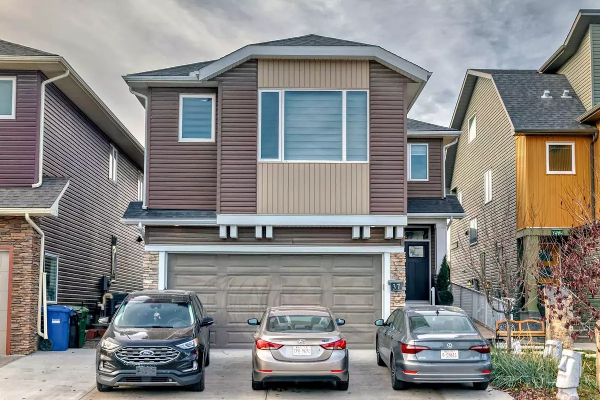 Calgary, AB T3J 0V5,37 Savanna GRV Northeast