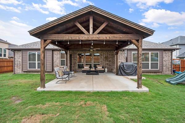 Forney, TX 75126,1007 Canterbury Lane