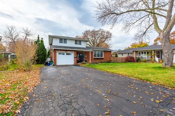 7 SHORWELL PL, Brantford, ON N3R 6L7