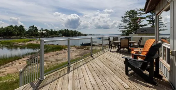 64 Wolverine Beach RD, Georgian Bay, ON L0K 1S0