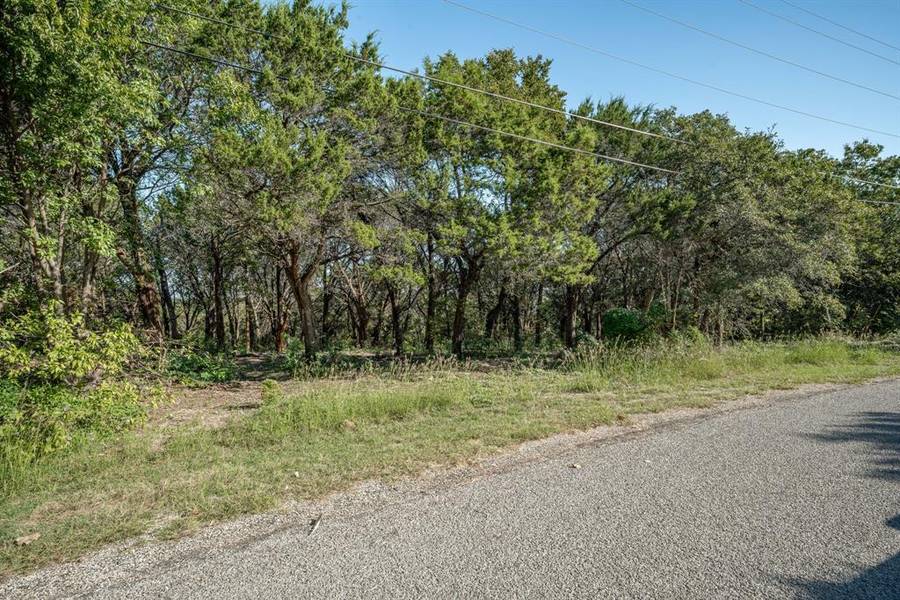 518 Crestwood Drive, Granbury, TX 76048