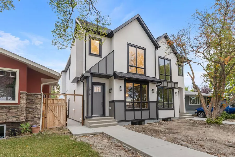 3019 36 ST Southwest, Calgary, AB T3E 3A2