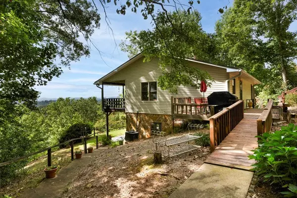 Hayesville, NC 28904,314 Penland Indian Trail