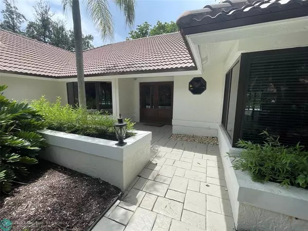 Coral Springs, FL 33071,10204 Vestal Ct