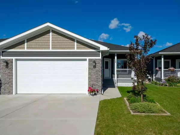 26 Stone Garden CRES, Carstairs, AB T0M0N0