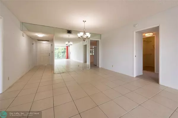 Pompano Beach, FL 33069,806 Cypress Grove Ln  #309