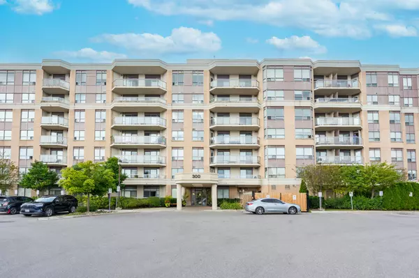 300 Ray Lawson BLVD N #107, Brampton, ON L6Y 5H5