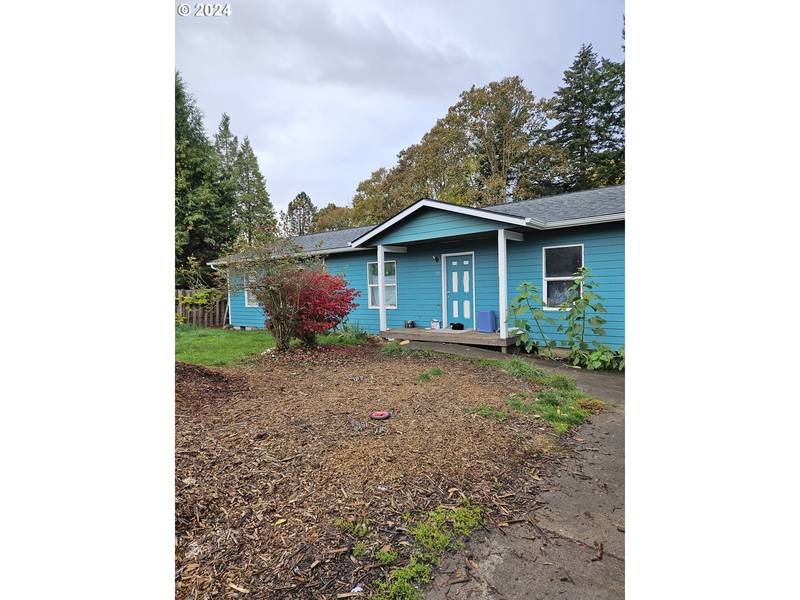 92 S 9TH ST, Independence, OR 97351