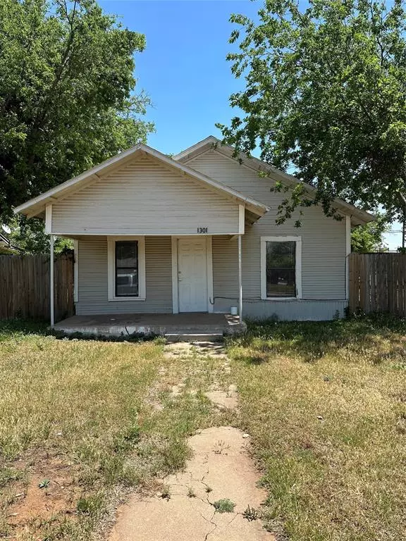 Abilene, TX 79601,1301 Cypress Street