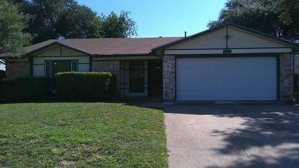 110 Countryside Drive, Arlington, TX 76014