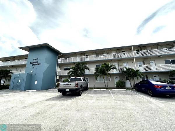 Pompano Beach, FL 33063,5800 Margate Blvd  #413-4