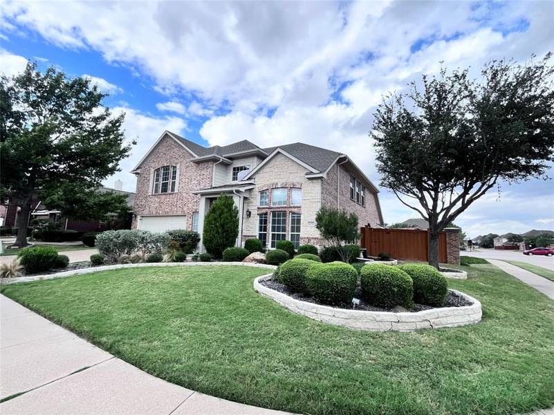 2732 Ponce De Leon, Grand Prairie, TX 75054