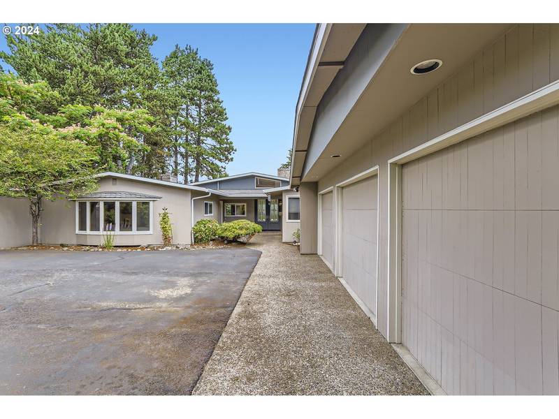 5055 SUMMIT ST, West Linn, OR 97068