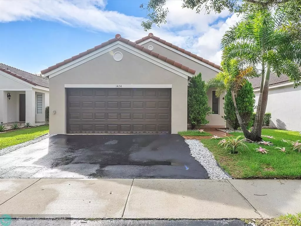 Weston, FL 33327,1424 Majesty Ter