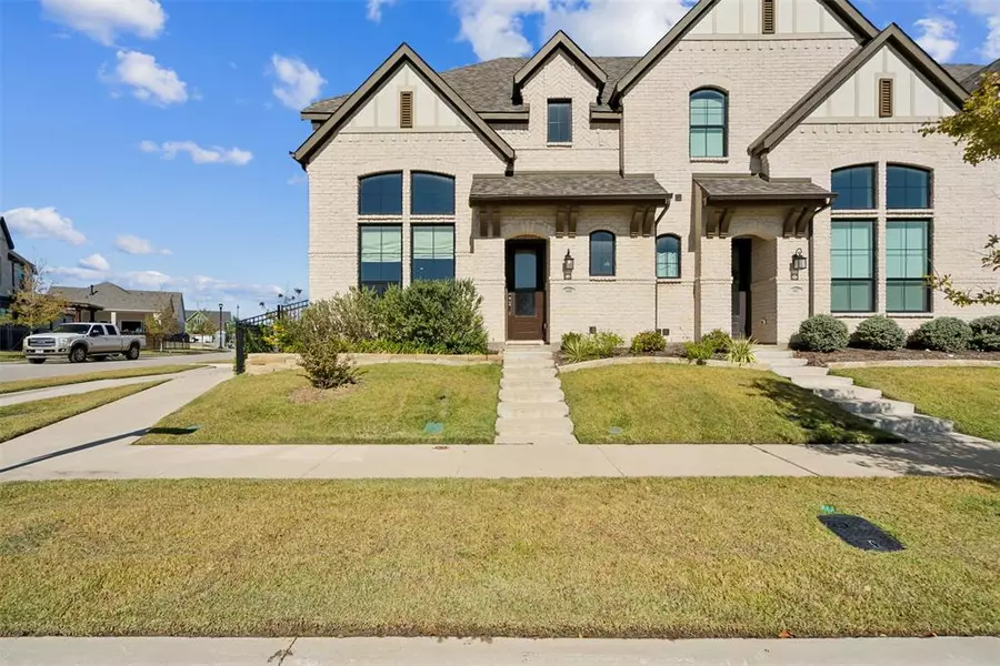 14436 Greymoore Circle, Fort Worth, TX 76008