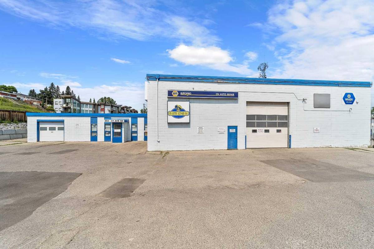 Calgary, AB T2E 2N3,204 41 AVE Northeast