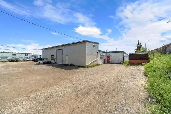 Calgary, AB T2E 2N3,204 41 AVE Northeast