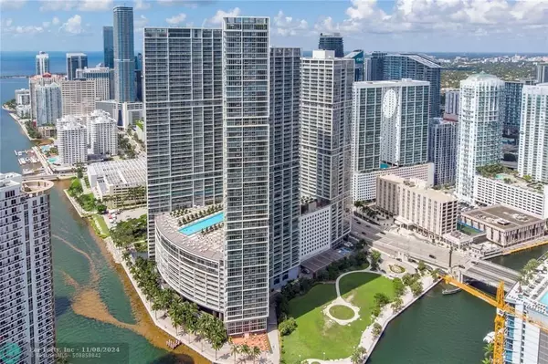 Miami, FL 33131,465 Brickell Ave  #2706