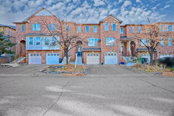 170 Havelock DR #21, Brampton, ON L6W 4T3