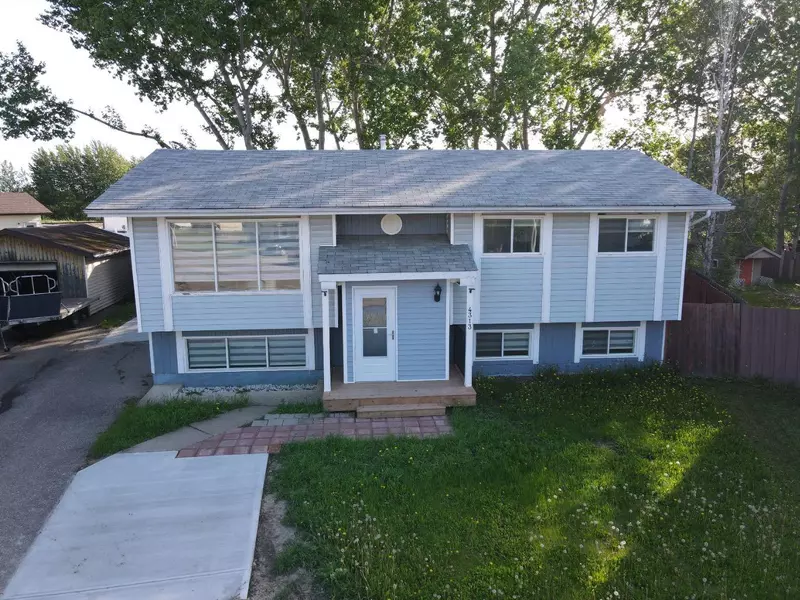 50A Avenue #4313, High Prairie, AB T0G 1E0