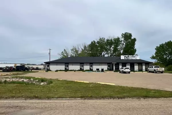 110 First AVE, Trochu, AB T0M2C0