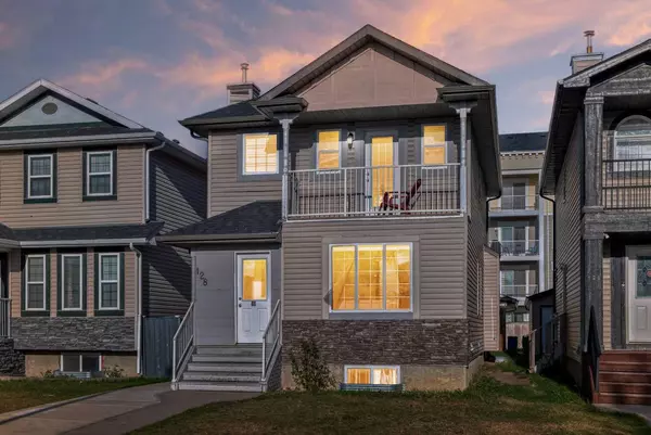 128 Taralake TER Northeast, Calgary, AB T3J 5L9