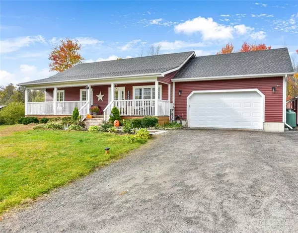 Spencerville, ON K0E 1X0,2302 GLEN SMAIL RD