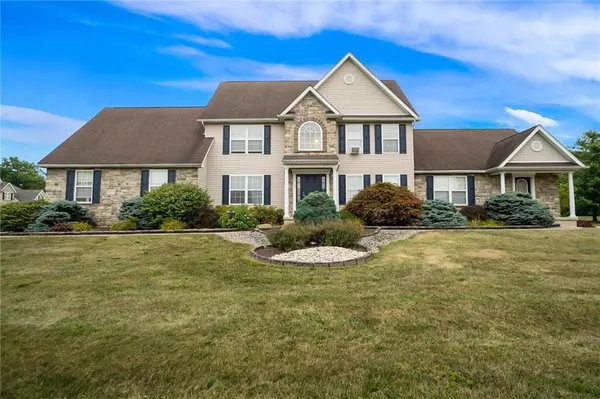 153 Chase Hollow Drive,  Bushkill Twp,  PA 18064