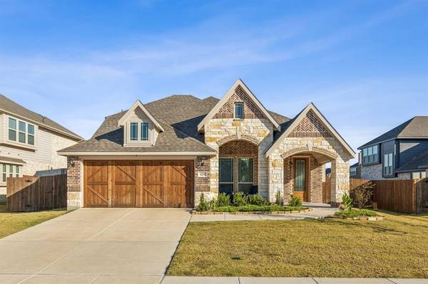 629 Sagebrush Lane, Waxahachie, TX 75165