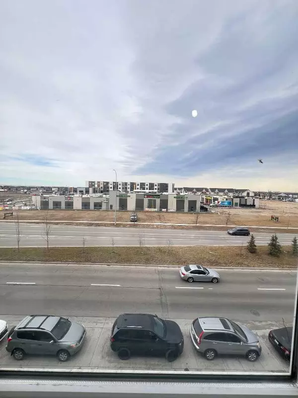 Calgary, AB T3N 1T2,4641 128 AVE NE #1416