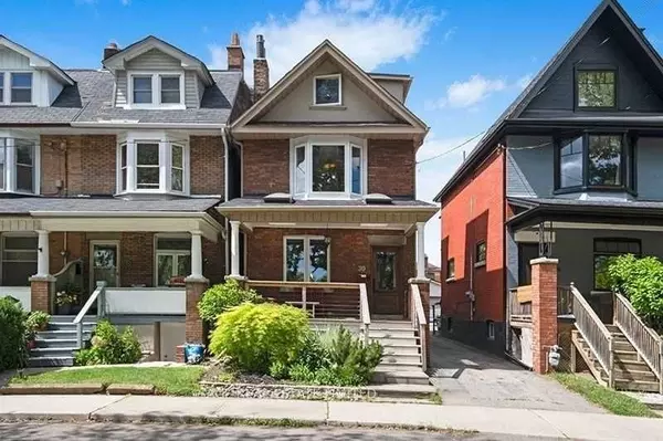 30 Fernbank AVE, Toronto W02, ON M6H 1W2