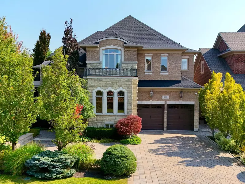 166 Grand Vellore CRES, Vaughan, ON L4H 0N9