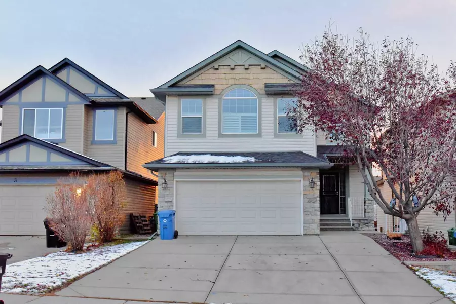 7 Pantego Rise NW, Calgary, AB T3K6J2